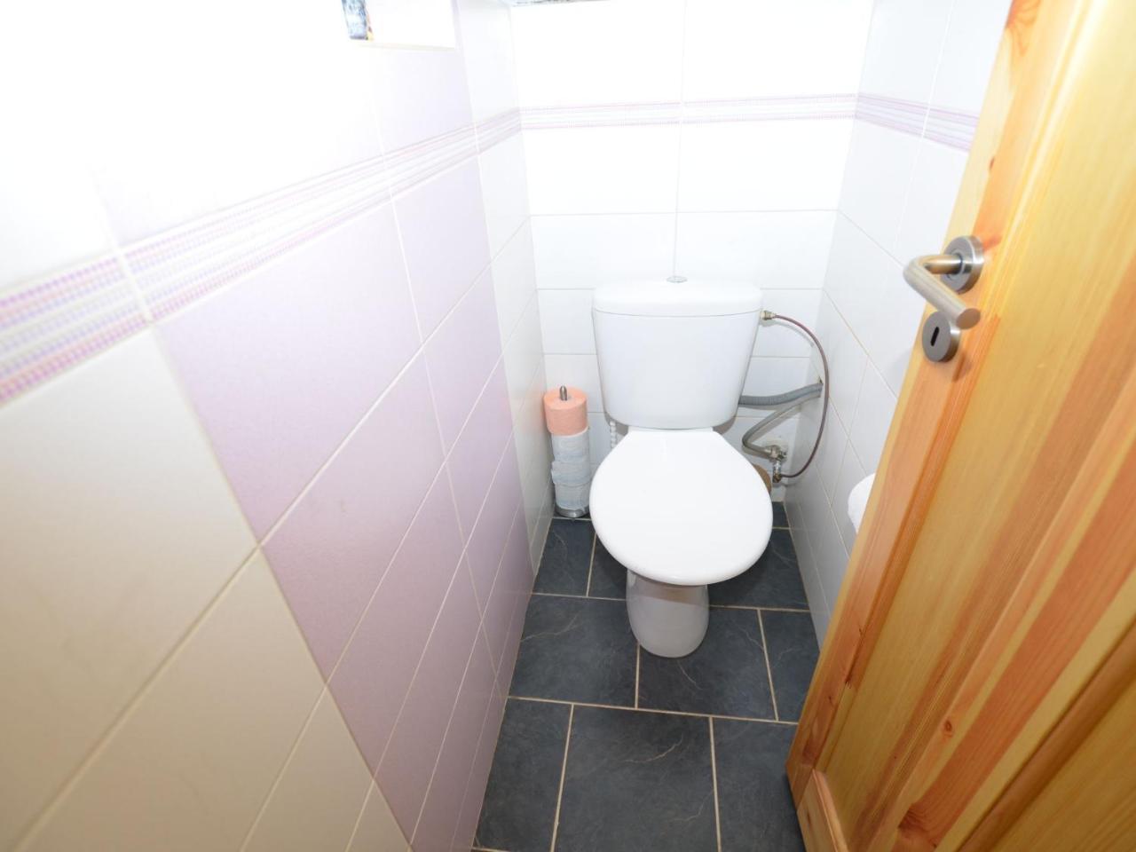 Nice Holiday Home In The Ore Mountains Only 500M From The Chairlift Loučná pod Klínovcem Екстериор снимка